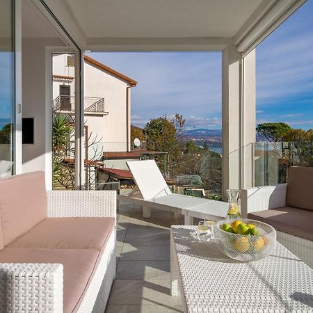 Apartment Mara Opatija With Rooftop Swimming Pool Icici Luaran gambar