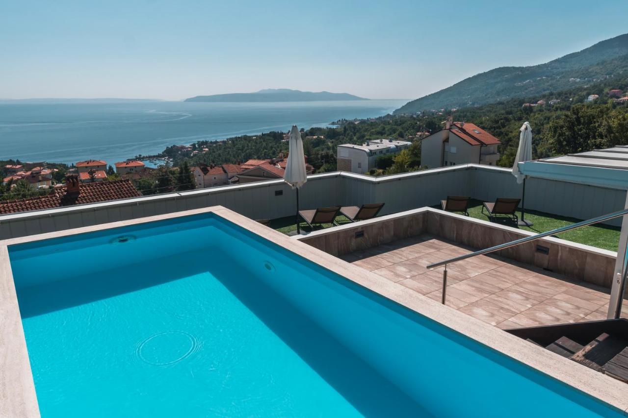 Apartment Mara Opatija With Rooftop Swimming Pool Icici Luaran gambar