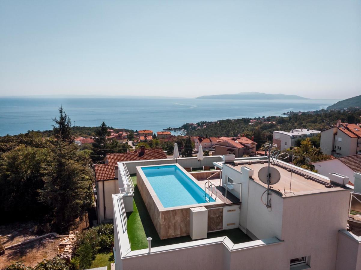 Apartment Mara Opatija With Rooftop Swimming Pool Icici Luaran gambar