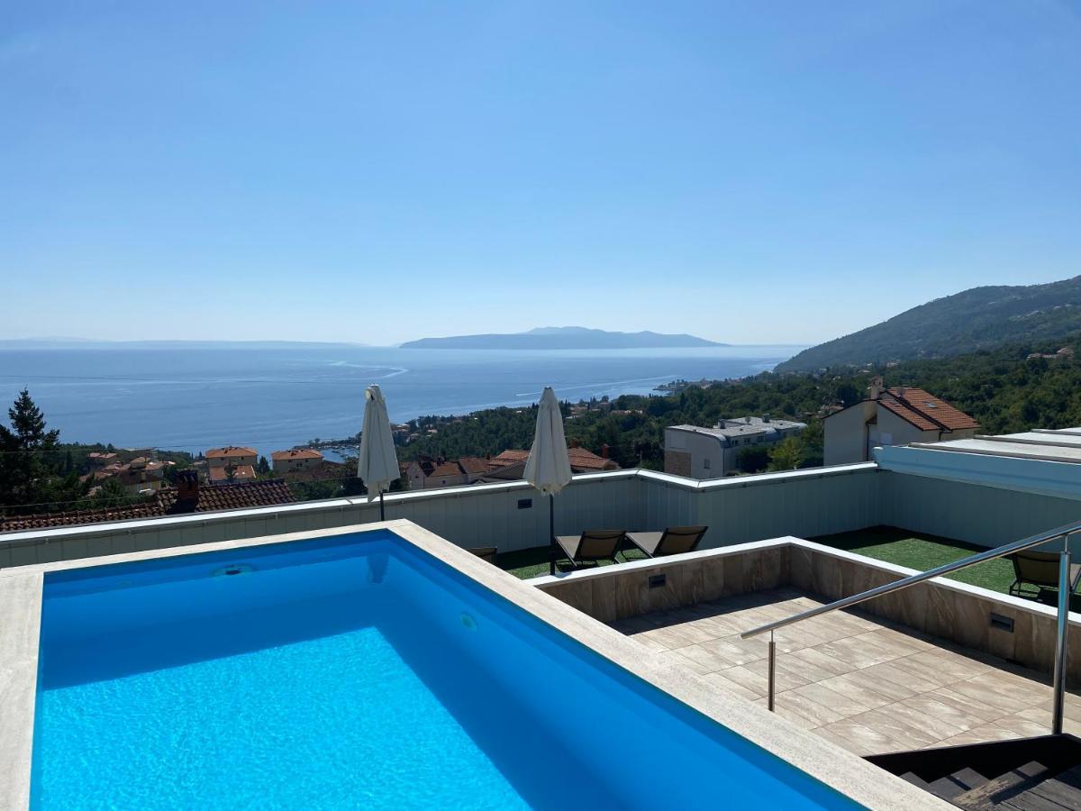 Apartment Mara Opatija With Rooftop Swimming Pool Icici Luaran gambar