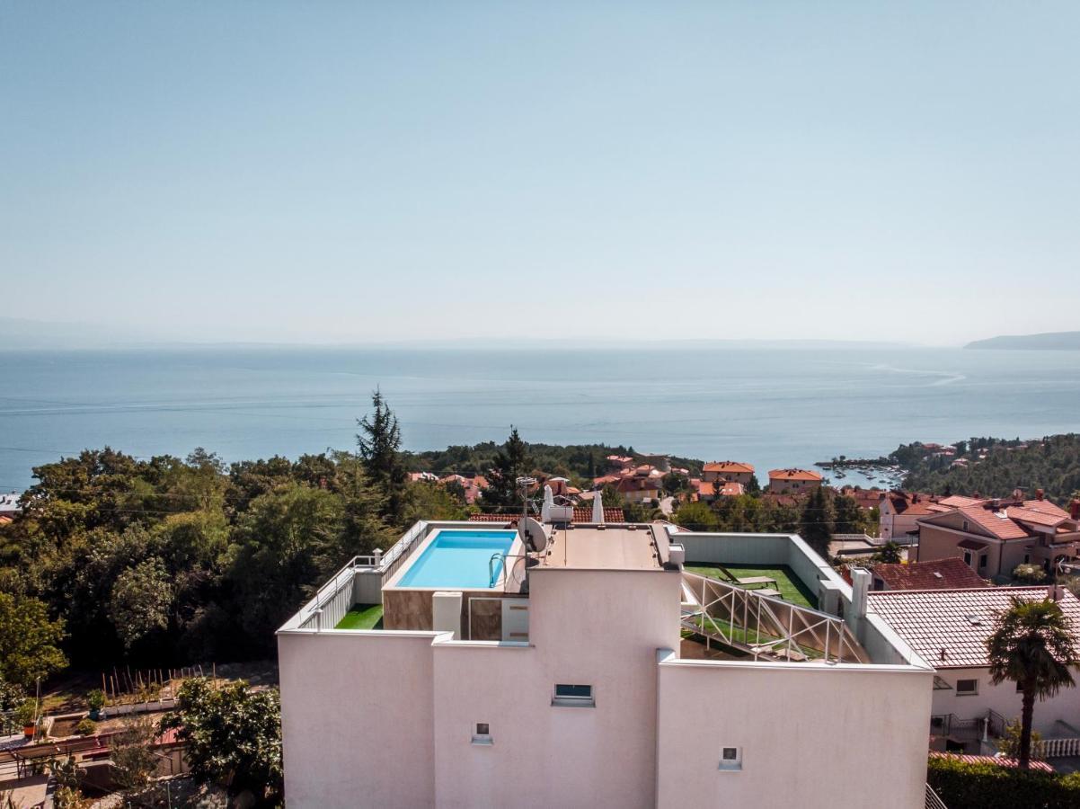 Apartment Mara Opatija With Rooftop Swimming Pool Icici Luaran gambar