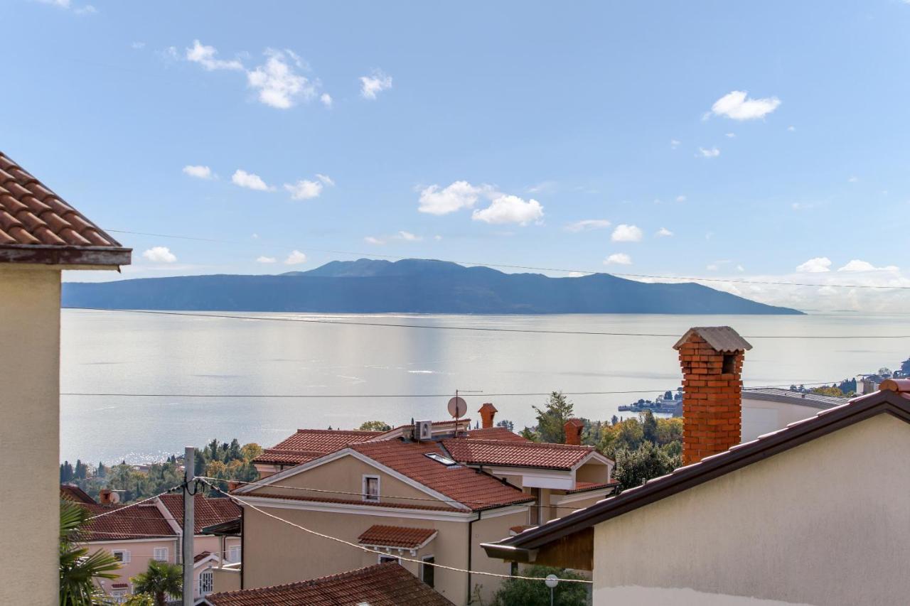 Apartment Mara Opatija With Rooftop Swimming Pool Icici Luaran gambar